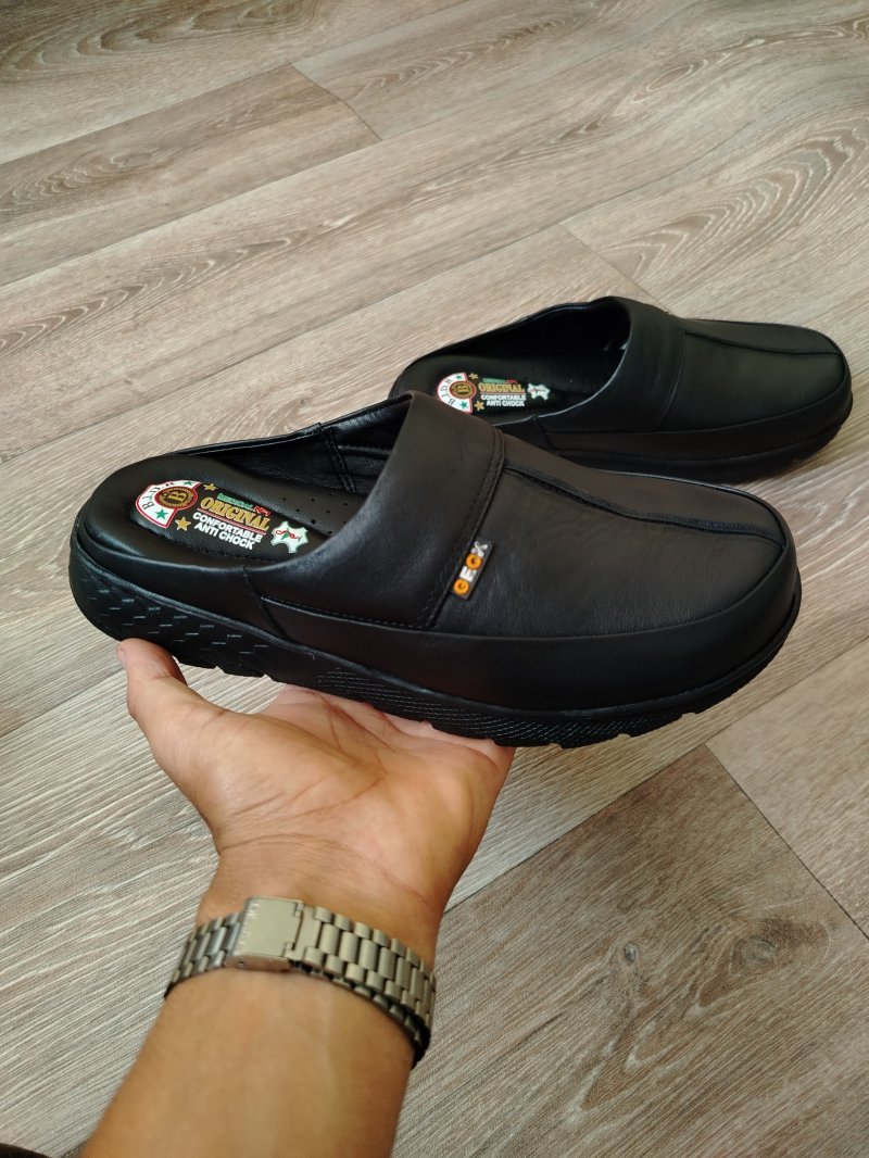 صابو رجالي مصنوع من الجلد الممتاز