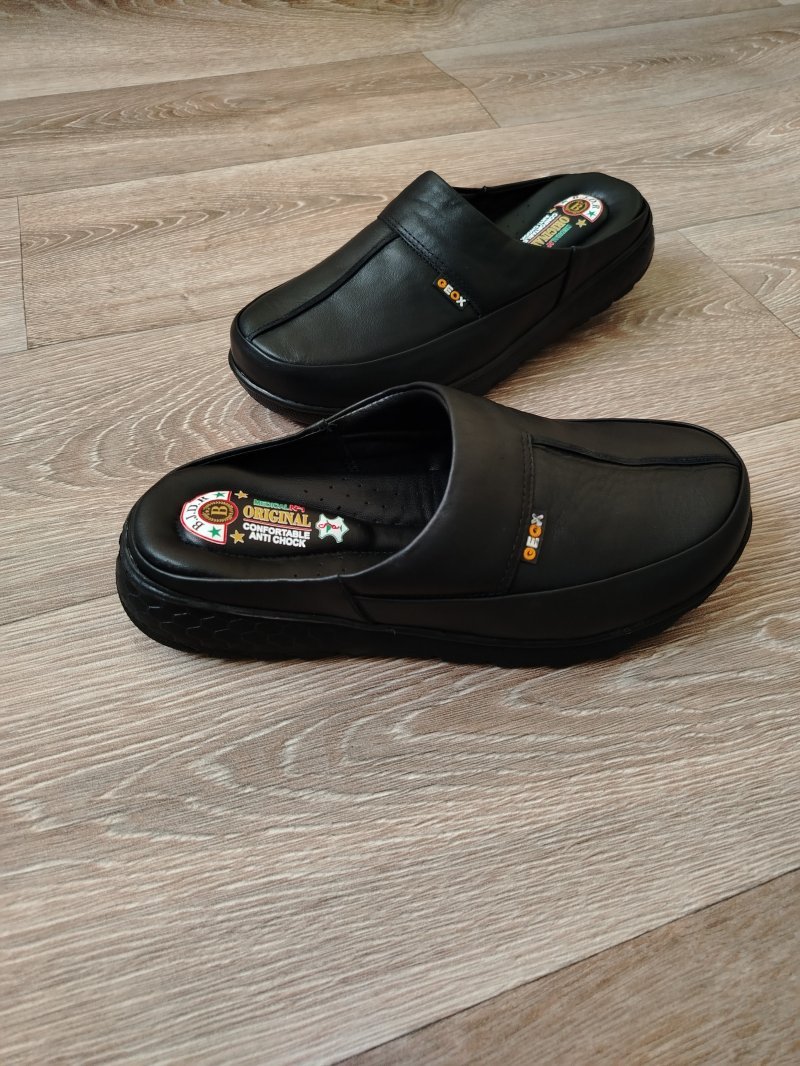 صابو رجالي مصنوع من الجلد الممتاز